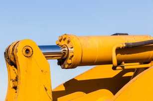 Baubranche bangt um Hydraulik-Know-how