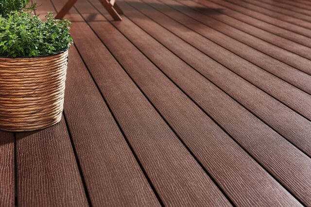 Null-Grad-Diele macht Gefälle überflüssig