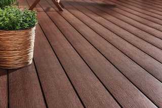 Null-Grad-Diele macht Gefälle überflüssig