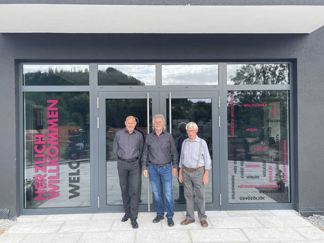 25 Jahre Holp: Neue digitale Produktion für Anbaugeräte eröffnet