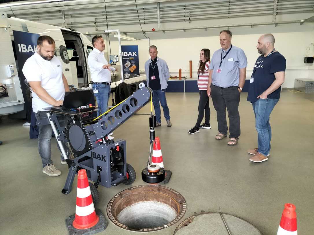 IBAK-Workshop demonstriert Hard- und Software für Kanalinspektion und Sanierung IBAK-Workshop demonstriert Hard- und Software für Kanalinspektion und Sanierung