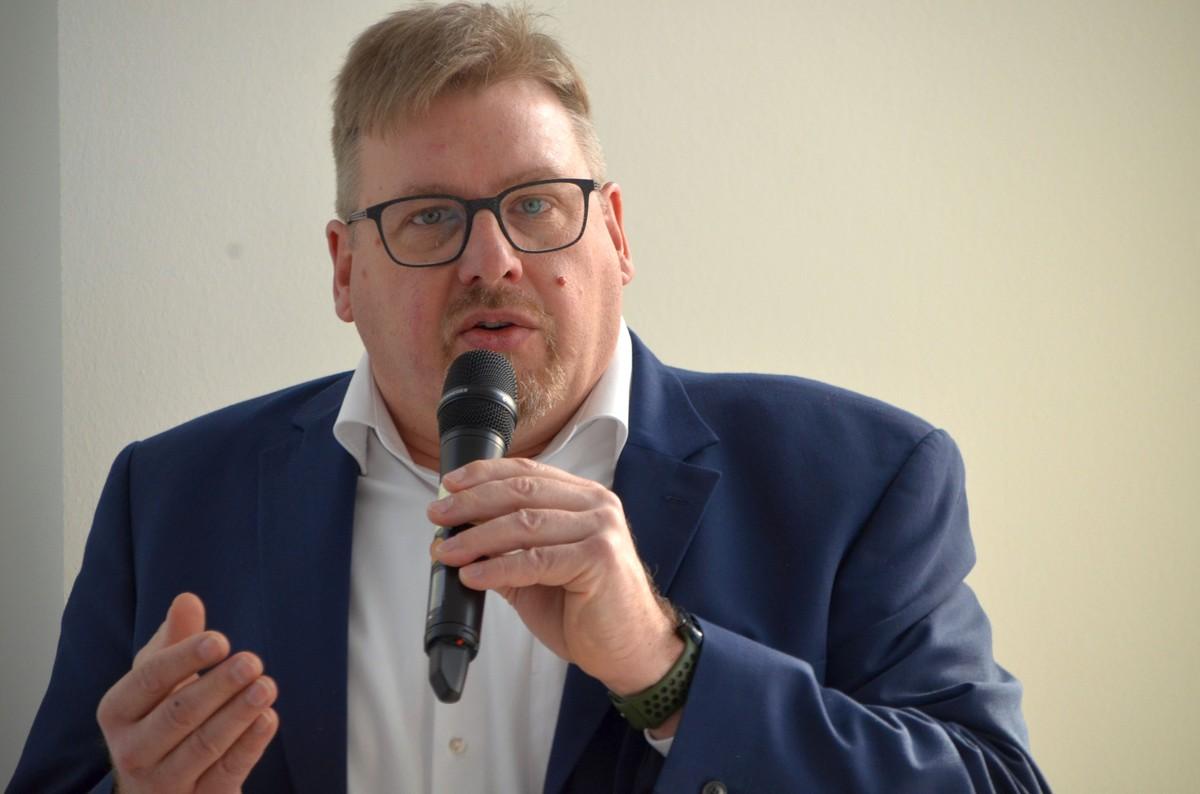 André Wohlers, Geschäftsführer Komatsu Deutschland. | Foto: B_I MEDIEN/Budde