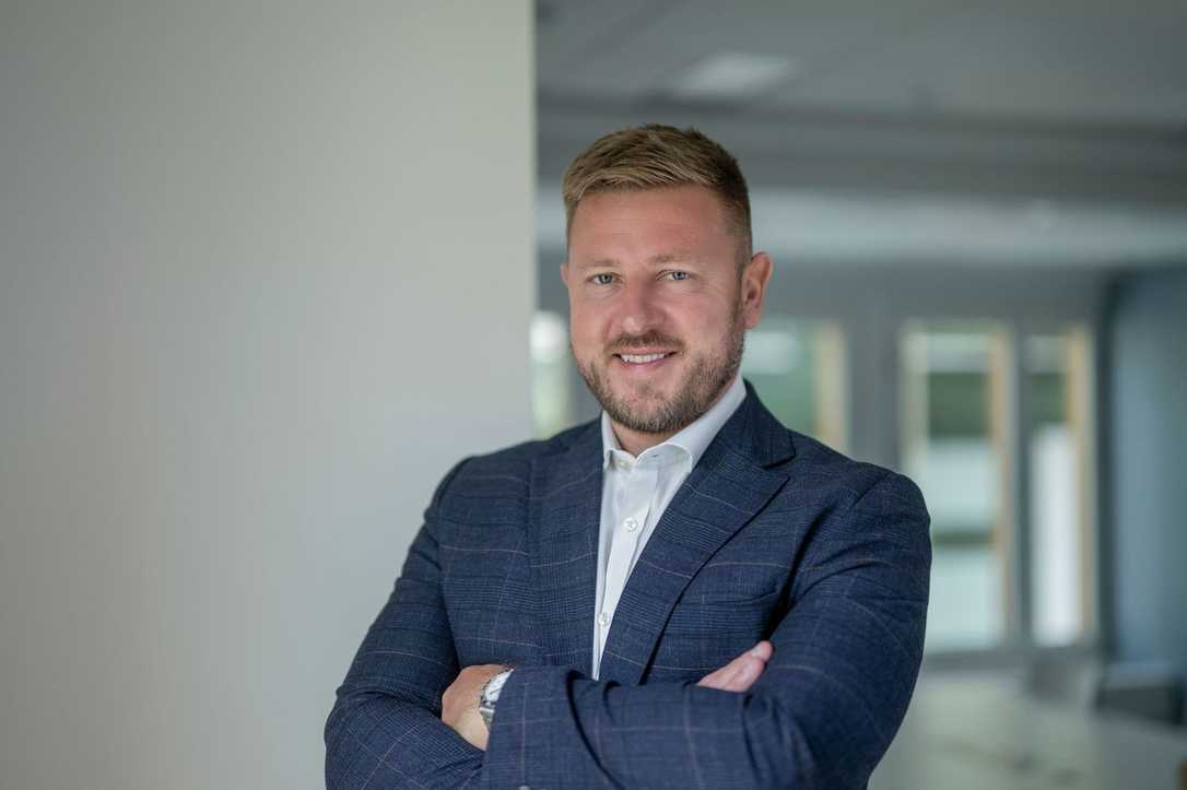 Husqvarna ernennt Glen Instone zum CEO