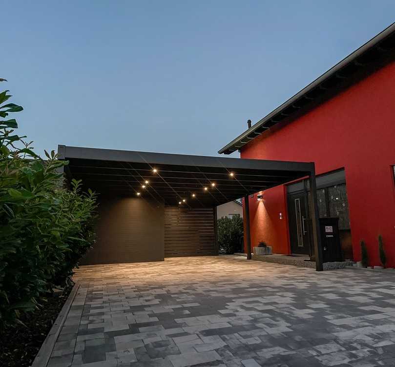 Die Nachfrage nach Carports und Terrassenüberdachungen steigt. | Foto: Schweng