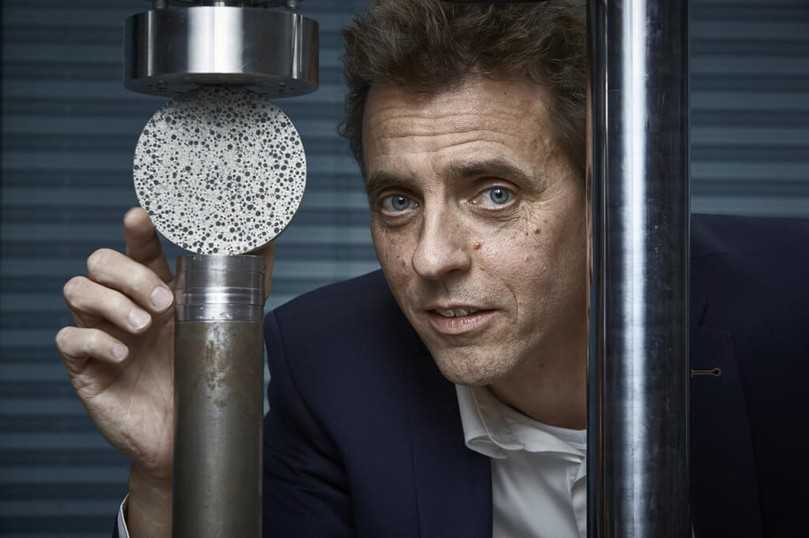 Selbstheilender Beton: Bakterien reparieren spannungsbedingte Risse Selbstheilender Beton: Bakterien reparieren spannungsbedingte Risse