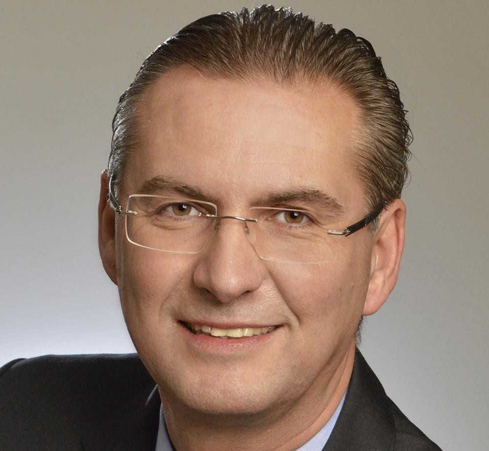 Rolf Disselhoff ist neuer Vertriebsleiter bei SMP Parts in Kempen Rolf Disselhoff ist neuer Vertriebsleiter bei SMP Parts in Kempen