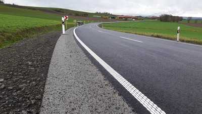 Sauber und sicher neben der Straße