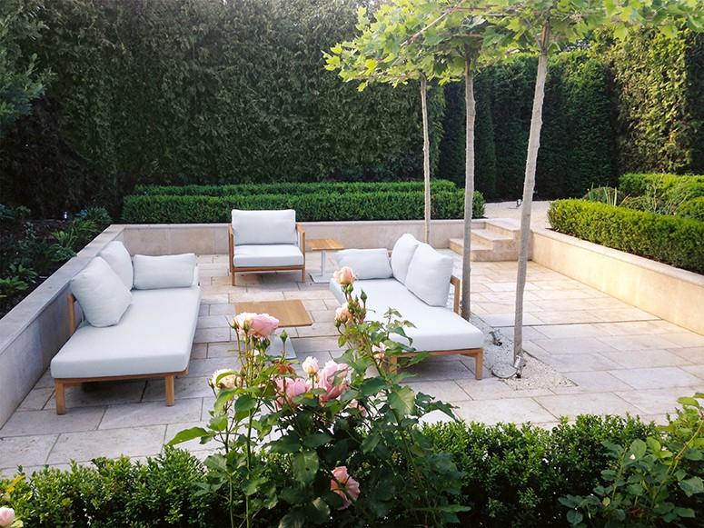 Kleine Gätrten können sich zu kleinen Oasen entwickeln. | Foto: Callwey