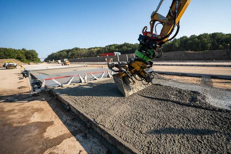 Für den Beton wurden 70 Prozent der Gesteinskörnung in RC-Material Typ 1 und klinkerarmer CEM III/A 42,5 N gewünscht. | Foto: Heidelberg Materials AG/Aleksej Keksel