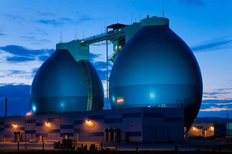 Die Faultürme im Klärwerk Kaditz. Aus dem Klärschlamm wird dort Gas gewonnen. Mit dem Klärgas wird der Großteil der Energie im Klärwerk erzeugt. | Foto: Stadtentwässerung Dresden