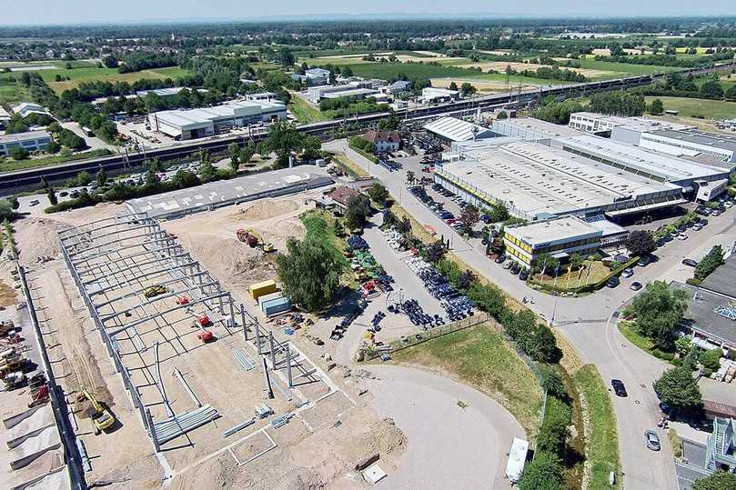 Platzgewinn: Durch das neue Areal erweitert Lehnhoff seine Lieferkapazitäten. | Fotos: Lehnhoff Platzgewinn: Durch das neue Areal erweitert Lehnhoff seine Lieferkapazitäten. | Fotos: Lehnhoff