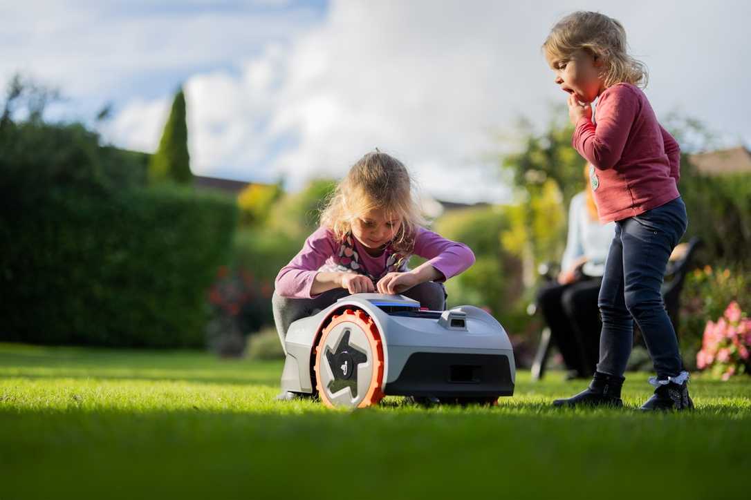 Warum Segway-Mähroboter für Profis und Heimwerker jetzt Botschaften im Rasen hinterlassen Warum Segway-Mähroboter für Profis und Heimwerker jetzt Botschaften im Rasen hinterlassen