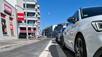 Münchner Flachbordstein: Die schnelle Lösung für sichere Radwege
