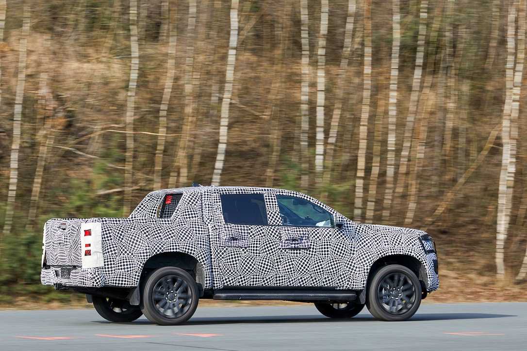 Der neue Pick-up VW Amarok steht in den Startlöchern - erste Bilder in Tarnung Der neue Pick-up VW Amarok steht in den Startlöchern - erste Bilder in Tarnung