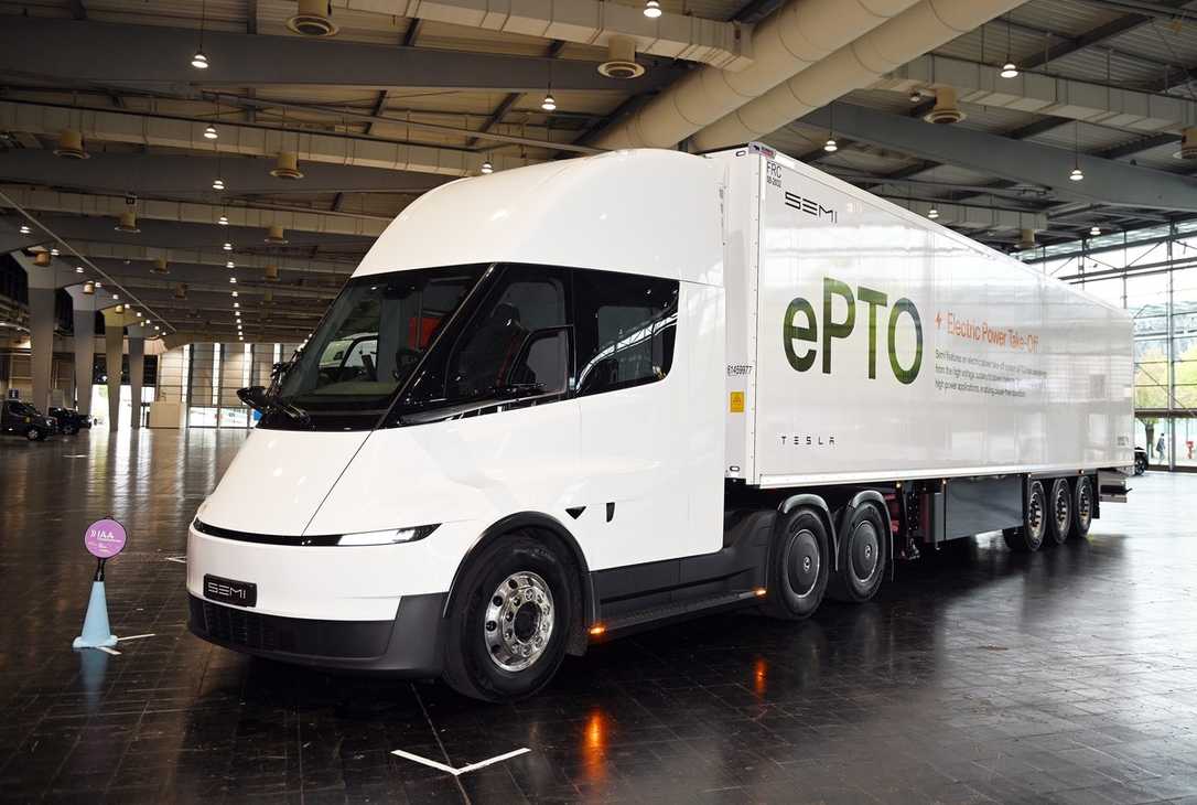 Radikales Cockpit & eigenes Netz: Mischt dieser Lkw jetzt Europa auf?