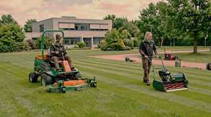 Sichelmäher vs. Spindelmäher – Wer kann's besser?