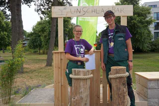 Sie entschieden den Landschaftsgärtner-Cup Nord für sich: Die Titelverteidigerin Kassandra Eißrich mit ihrem Teampartner Leonard Sommer.
