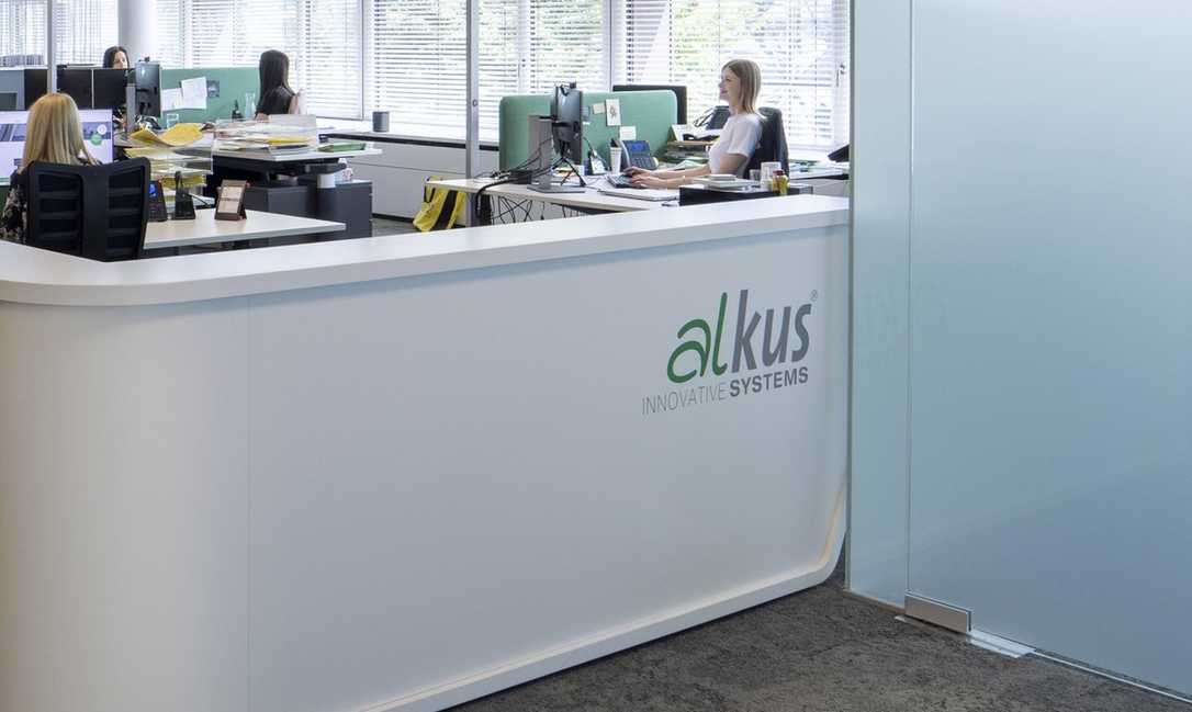 Schalungsplatten-Hersteller Alkus startet Partnerschaft mit Compoform Schalungsplatten-Hersteller Alkus startet Partnerschaft mit Compoform