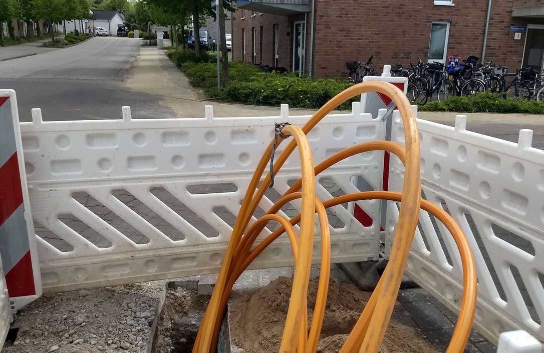 Schwarzarbeit beim Glasfaserausbau: Bauverband fordert strengere Gegenmaßnahmen