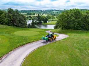JCB Teleskoplader und Teleskopstapler bekommen saubere Stufe-V-Motoren