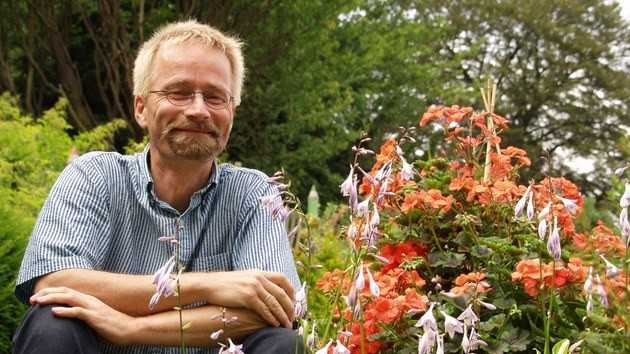 Professor Dr. Andreas Roloff leitet den Lehrstuhl für Forstbotanik der TU Dresden, ist Direktor des Instituts für Forstbotanik und Forstzoologie und des Forstbotanischen Gartens Tharandt. | Foto: Roloff Professor Dr. Andreas Roloff leitet den Lehrstuhl für Forstbotanik der TU Dresden, ist Direktor des Instituts für Forstbotanik und Forstzoologie und des Forstbotanischen Gartens Tharandt. | Foto: Roloff