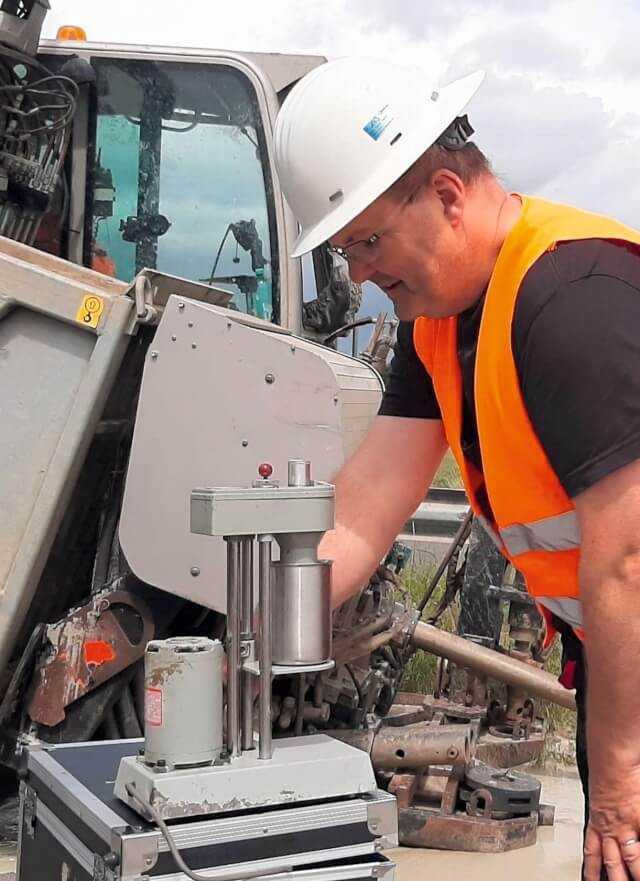 Bestimmen der Fließeigenschaften einer Bohrspülung mit dem Rotationsviskosimeter