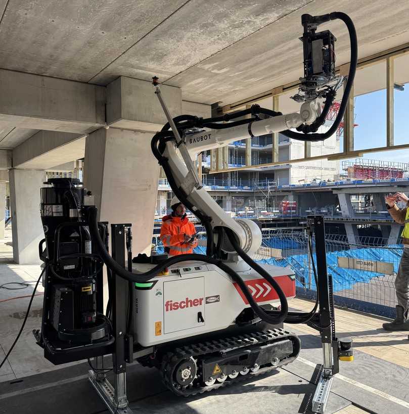 Mit dem Einsatz im Cartesius-Quartier positioniert sich der BauBot als Baustein für einen effizienteren, sichereren und dokumentierten Innenausbau im urbanen Wohnungsbau. | Foto: fischer Mit dem Einsatz im Cartesius-Quartier positioniert sich der BauBot als Baustein für einen effizienteren, sichereren und dokumentierten Innenausbau im urbanen Wohnungsbau. | Foto: fischer