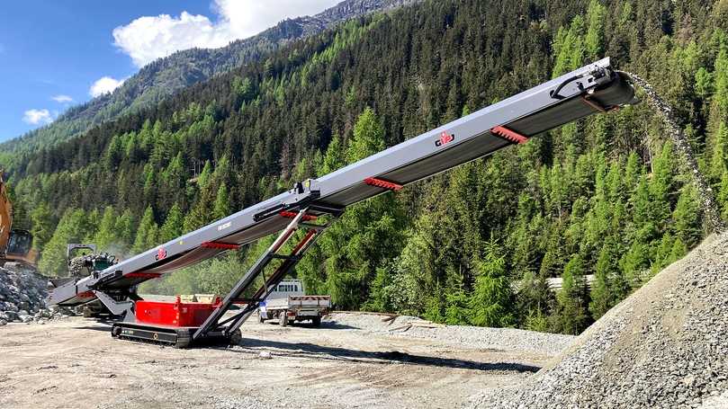 Raupenmobiles Haldenband GIPOSTACKER FB 10230 T | Foto: GIPO AG Raupenmobiles Haldenband GIPOSTACKER FB 10230 T | Foto: GIPO AG