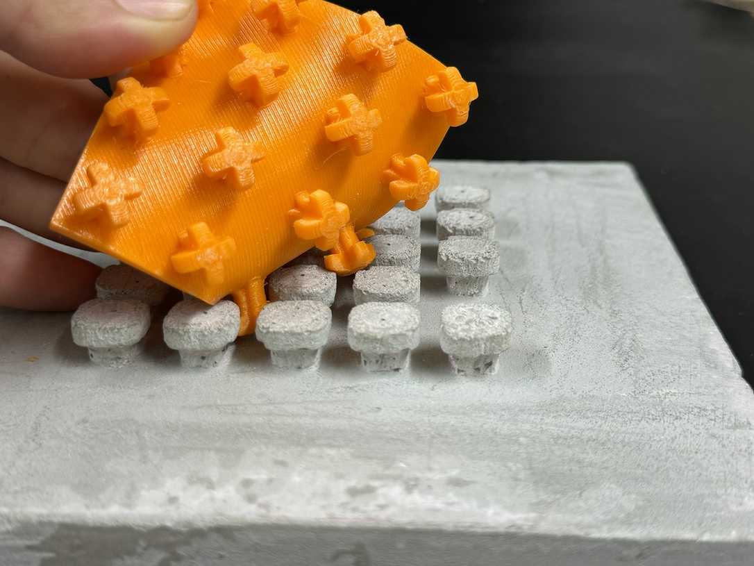 Kreislaufwirtschaft: Forschungsteam testet Klettverbindungen für Bauteile