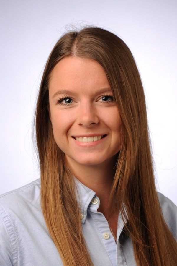 Michelle Peeck ist eine erfahrene Ingenieurin mit einem Studienabschluss in der Fachrichtung Chemie- und Umwelttechnik. Bei Siebert+Knipschild arbeitet sie als Laborleiterin und stellvertretende technische Leiterin. In ihrer Arbeit beschäftigt sie sich im Rahmen der Prüfungen auch mit der Dauerhaftigkeit von Bauprodukten, welche sie als Schlüssel zur Nachhaltigkeit sieht. | Foto: privat