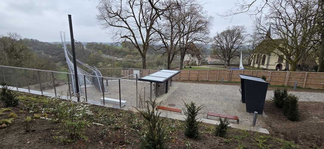 Natursteinpflaster verlegt: Schöppler gestaltet Brückenzugänge in Rottweil