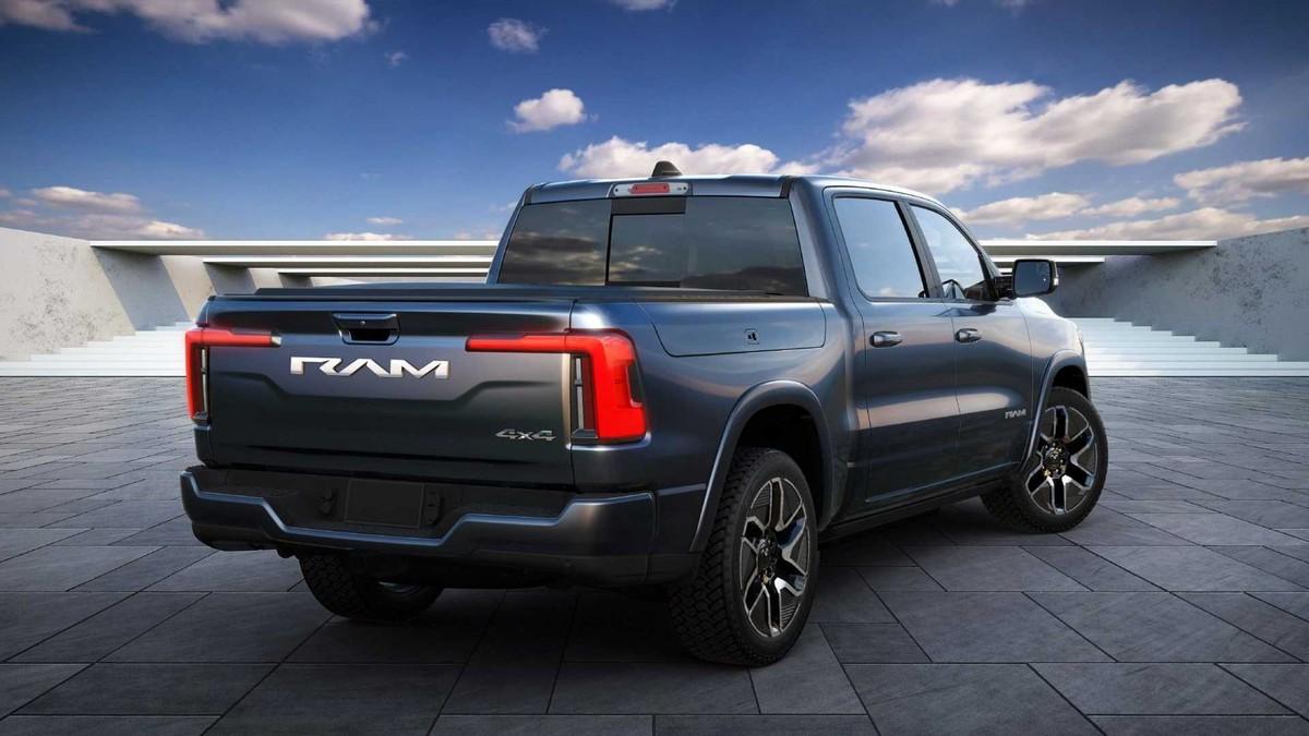 Schick gestylt ist die Heckpartie des Ram 1500 BEV dennoch. | Foto: Ram Truck Schick gestylt ist die Heckpartie des Ram 1500 BEV dennoch. | Foto: Ram Truck