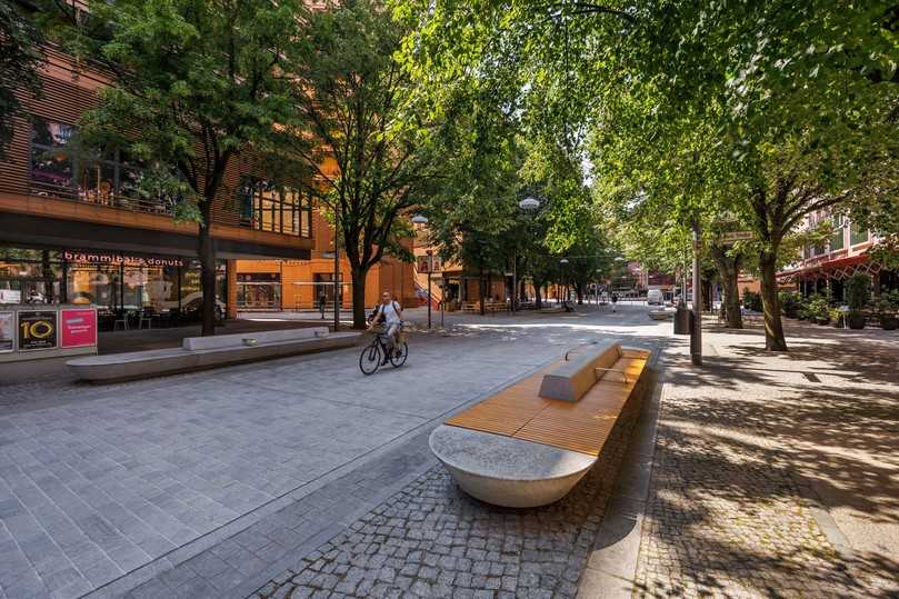 Auch der Potsdamer Platz in Berlin und sein Belag aus Natursteinpflaster trägt die Handschrift von Otto Kittel. | Foto: Otto Kittel
