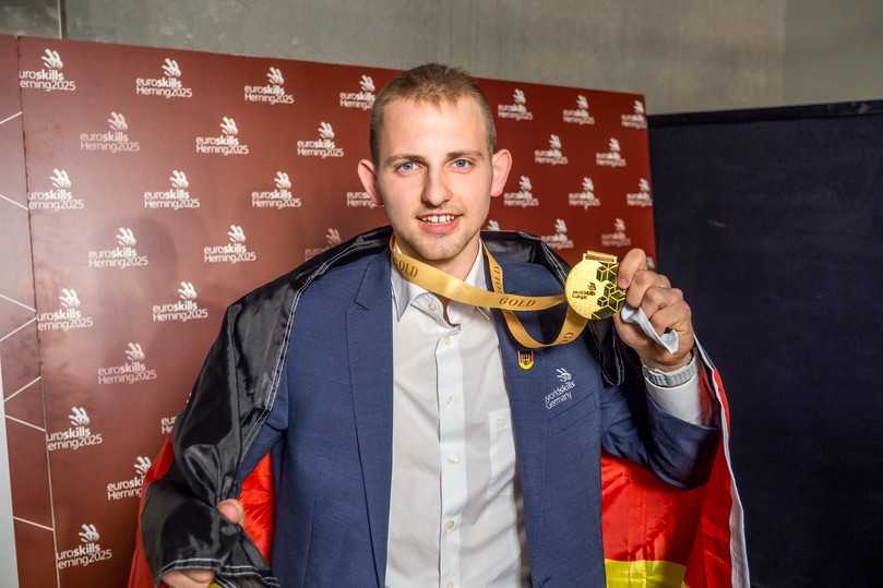 Gewinner bei den Stuckateuren: Franz Lehnert. | Foto: ZDB Gewinner bei den Stuckateuren: Franz Lehnert. | Foto: ZDB