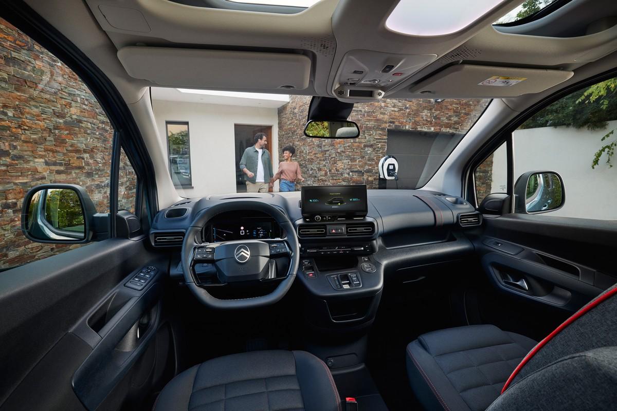 Neues Cockpit für die Kleinen: Das Beispiel zeigt das Interieur des Citroën Berlingo. | Foto: Stellantis, Unruh