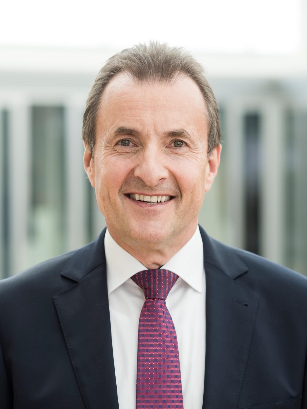 "Der Baumaschinenhandel bleibt ein people business." - Peter Schrader | Foto: Zeppelin Rental