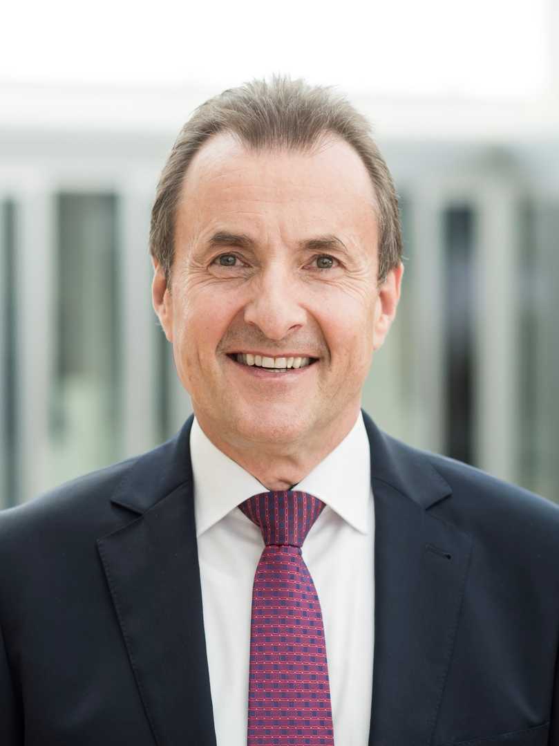 "Der Baumaschinenhandel bleibt ein people business." - Peter Schrader | Foto: Zeppelin Rental