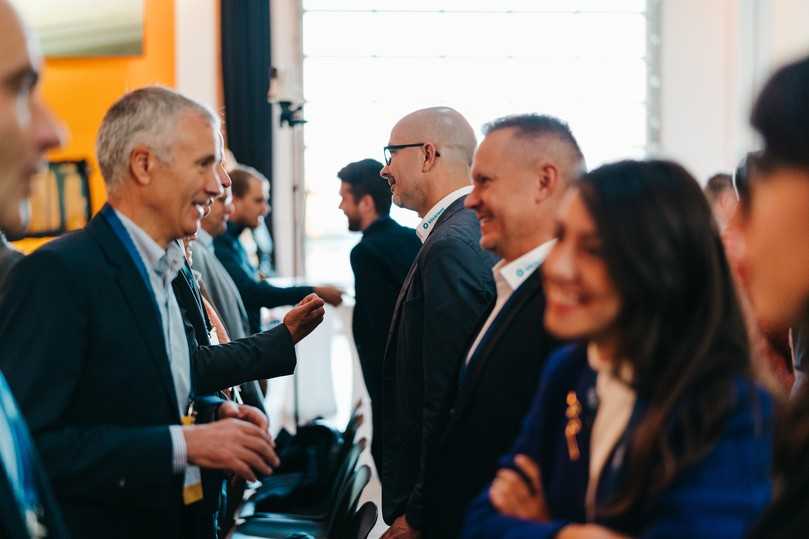 Austausch auf Managementebene: Baumaschinenhersteller, Bauunternehmen und Zulieferer teilen ihr Wissen beim Construction Equipment Forum. | Foto: Offenblende