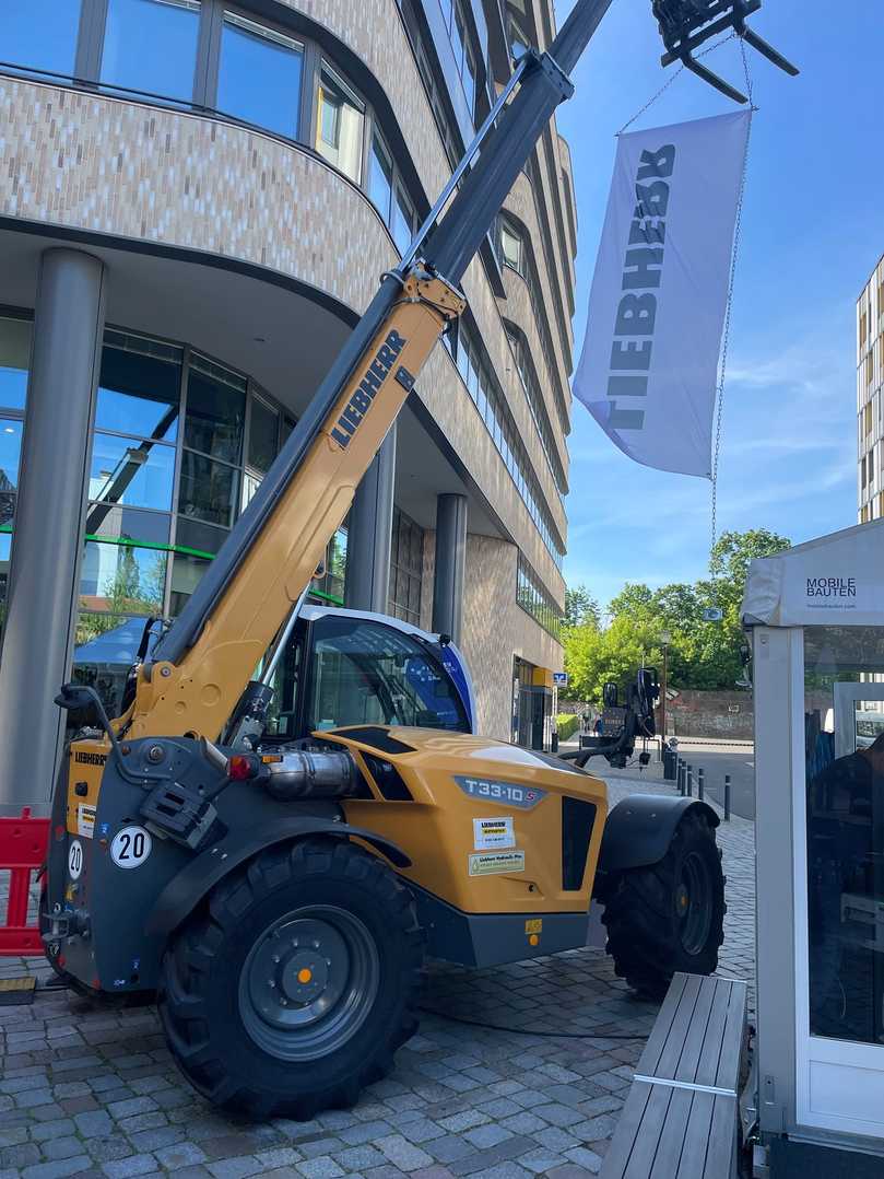 Beim Tag der Bauindustrie in Berlin präsentierte sich Liebherr als starker Partner für die Baubranche. | Foto: Liebherr