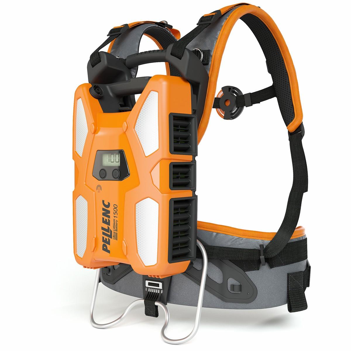 Das Komfort-Tragesystem nimmt Rückenakkus unterschiedlicher Größe auf. | Foto: Pellenc