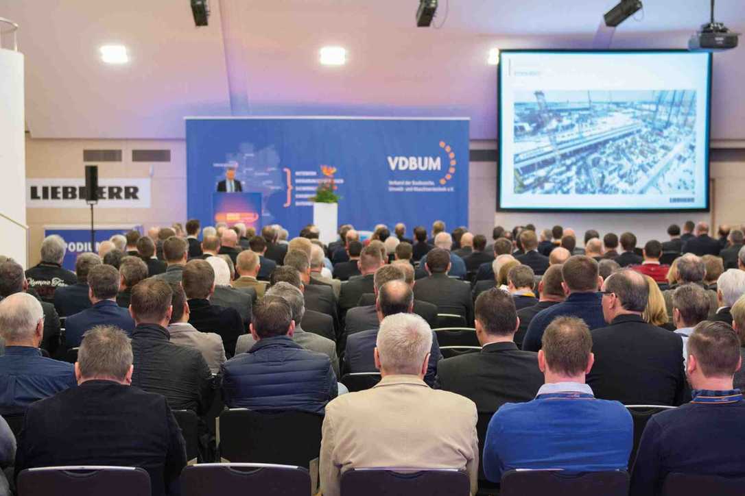52. VDBUM-Großseminar 2024 im Sauerland-Stern Hotel Willingen Baubranche Maschinentechnik 52. VDBUM-Großseminar 2024 im Sauerland-Stern Hotel Willingen Baubranche Maschinentechnik