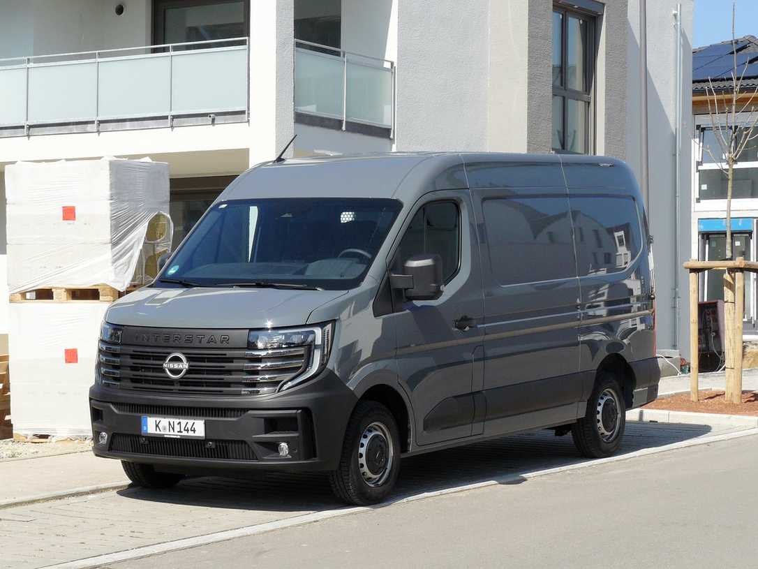 Nissan Interstar im Test: Neuer 3,5-Tonner mit starkem Auftritt und effizientem Antrieb