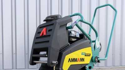 Rüttelplatte: Neue APF-Modelle von Ammann steigern Flächenleistung
