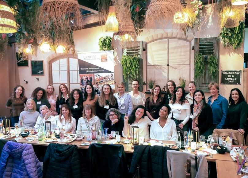 Die Jahrestagung nutzten die Frauen wieder zum gemeinsamen Treffen/Netzwerken. | Foto: B_I/Valdix Die Jahrestagung nutzten die Frauen wieder zum gemeinsamen Treffen/Netzwerken. | Foto: B_I/Valdix