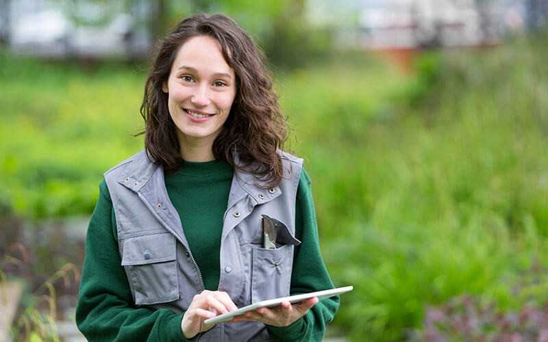 Digitalisierung endet nicht an den Bürowänden. Mit mobilen Lösungen ist das Büro überall. | Foto: Craftview Digitalisierung endet nicht an den Bürowänden. Mit mobilen Lösungen ist das Büro überall. | Foto: Craftview