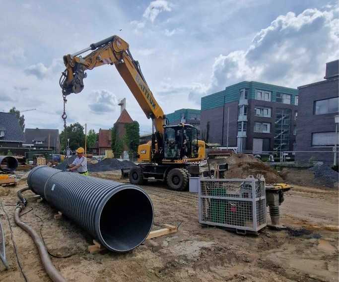 Kanalverlegung Sendenhorst: Kunststoffrohre sichern Bau am St. Josef-Stift