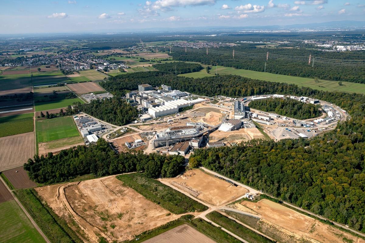 Luftbild GSI Helmholtzzentrum für Schwerionenforschung und Fair vom Oktober 2025. | Foto: D. Fehrenz, GSI/Fair