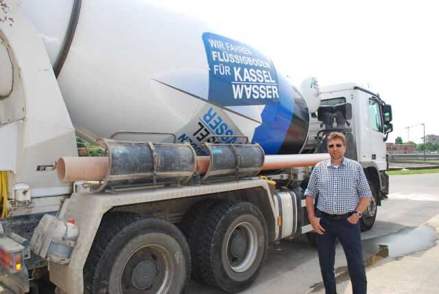 Claus-Michael Schmidt ist ein überzeugter Verfechter der Flüssigbodentechnologie und hat das Bodenmanagement in Kassel federführend entwickelt. | Foto: A. zu Eulenburg Claus-Michael Schmidt ist ein überzeugter Verfechter der Flüssigbodentechnologie und hat das Bodenmanagement in Kassel federführend entwickelt. | Foto: A. zu Eulenburg