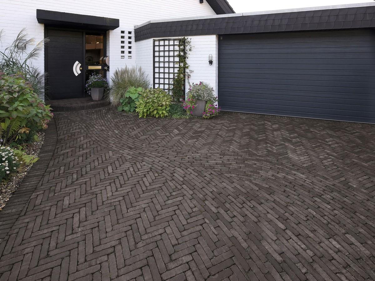 Pflasterklinker bieten viele Vorteile: extreme Langlebigkeit, recycelbar, leicht zu pflegen. | Foto: Vandersanden