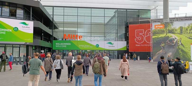 Über 66.000 Besucher kamen zur GaLaBau 2024 ins Nürnberger Messezentrum. | Foto: B_I MEDIEN/Budde Über 66.000 Besucher kamen zur GaLaBau 2024 ins Nürnberger Messezentrum. | Foto: B_I MEDIEN/Budde